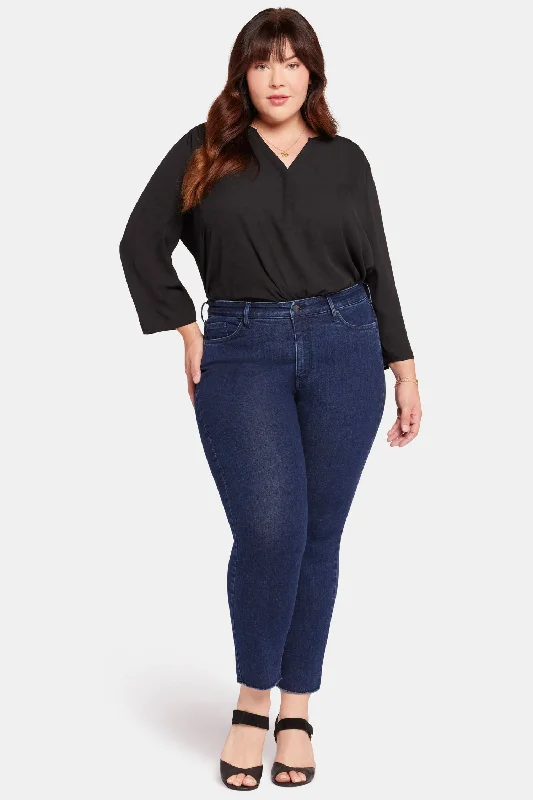 Sheri Slim Ankle Jeans In Plus Size - Mystique