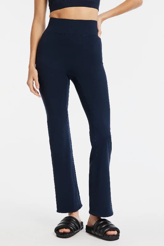 Center Stage Flare Legging - Navy Blazer