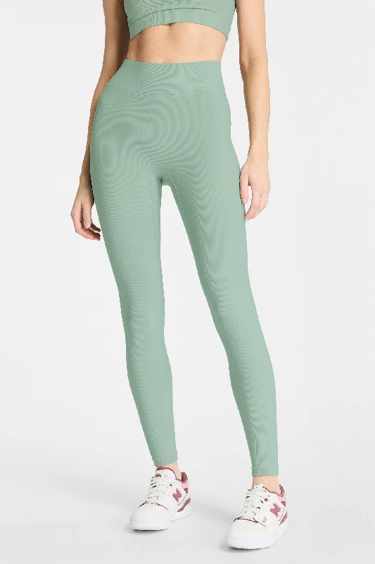 Center Stage Rib Legging - Chinois Green