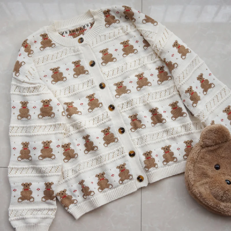 CUTE BEAR KNIT CARDIGAN SWEATER BY21060